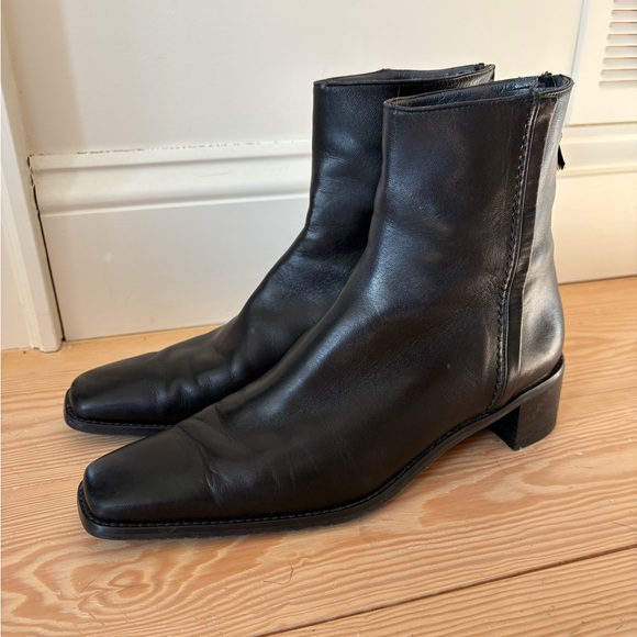 Stuart Weitzman Square Toe Pointy Black Leather Boots - Picture 2 of 12